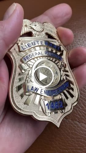 Customer video review of Customizable Badge BA25