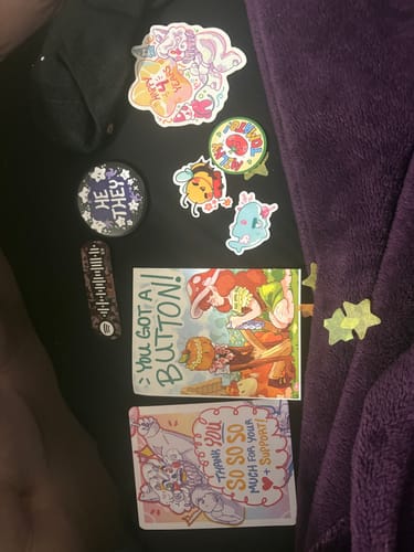 Customer photo review of Star Baby Large Pronoun Buttons