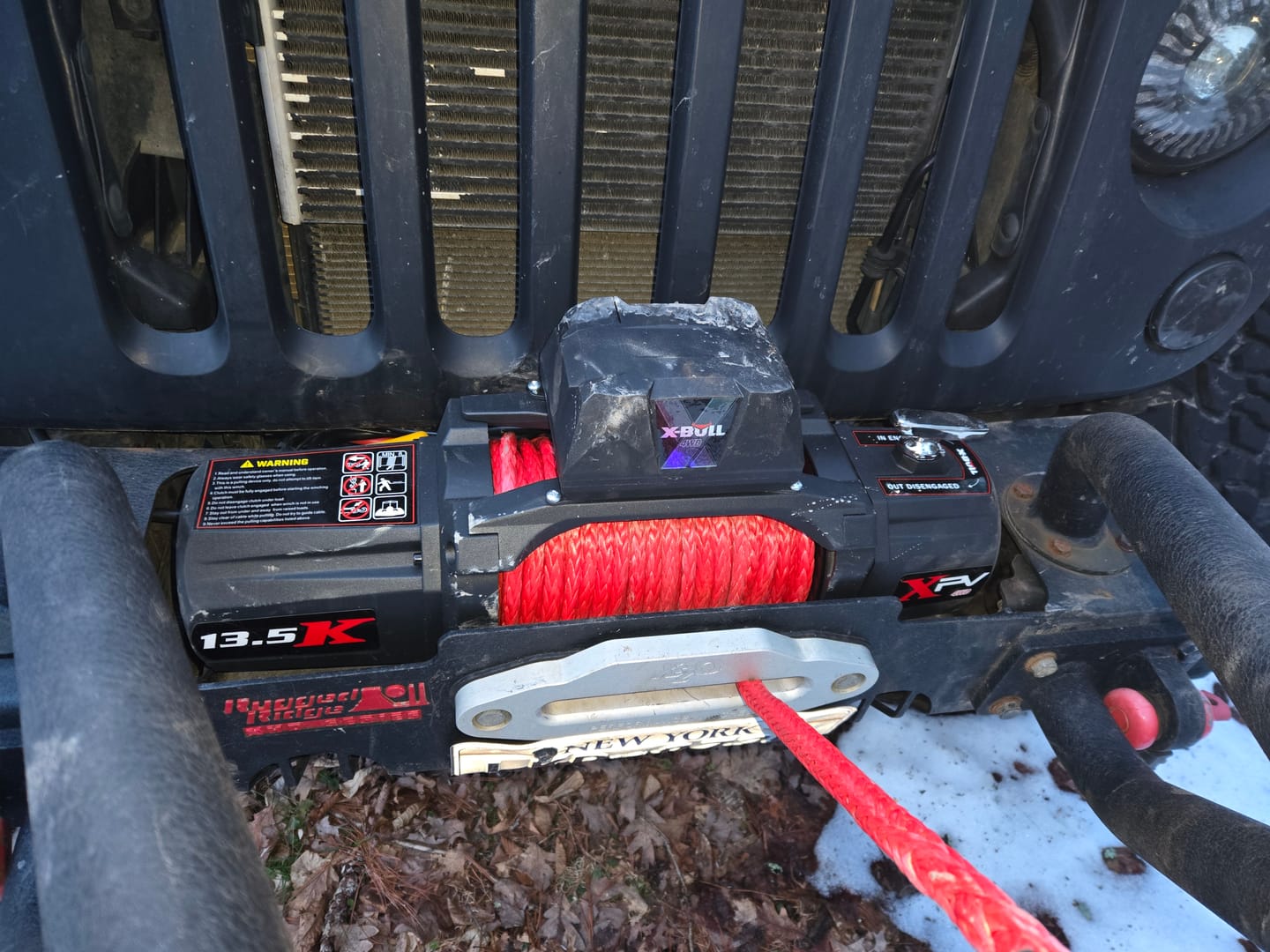 Customer photo review of X-BULL Electric Winch XPV 13500 LBS 12V Synthetic Rope SUV Jeep Truck 4WD