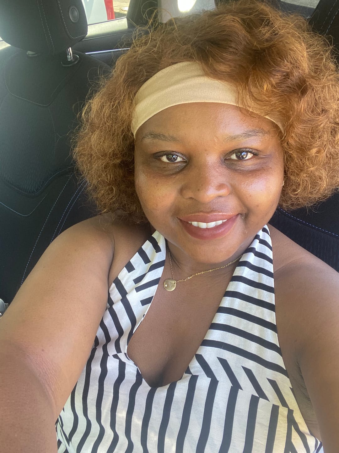 Customer photo review of Brazilian 13x4 Bella Blunt Bob 430