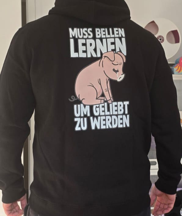 Customer photo review of MUSS BELLEN LERNEN | HERREN PREMIUM BIO HOODIE | BACK PRINT