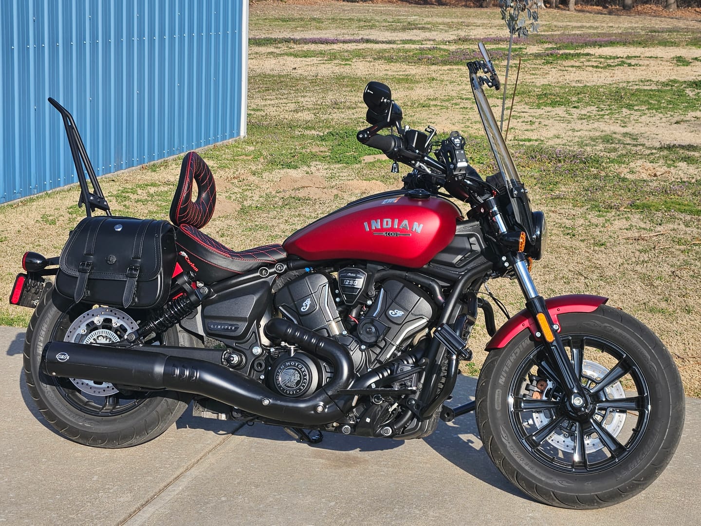 Customer photo review of 25L - SpiritBlade Large Indian Scout Bobber Leather Motorcycle Saddlebags
