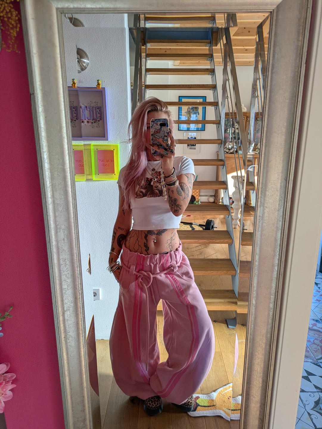 Customer photo review of Aelfric Eden Stripe Super Baggy Barrel Sweatpants