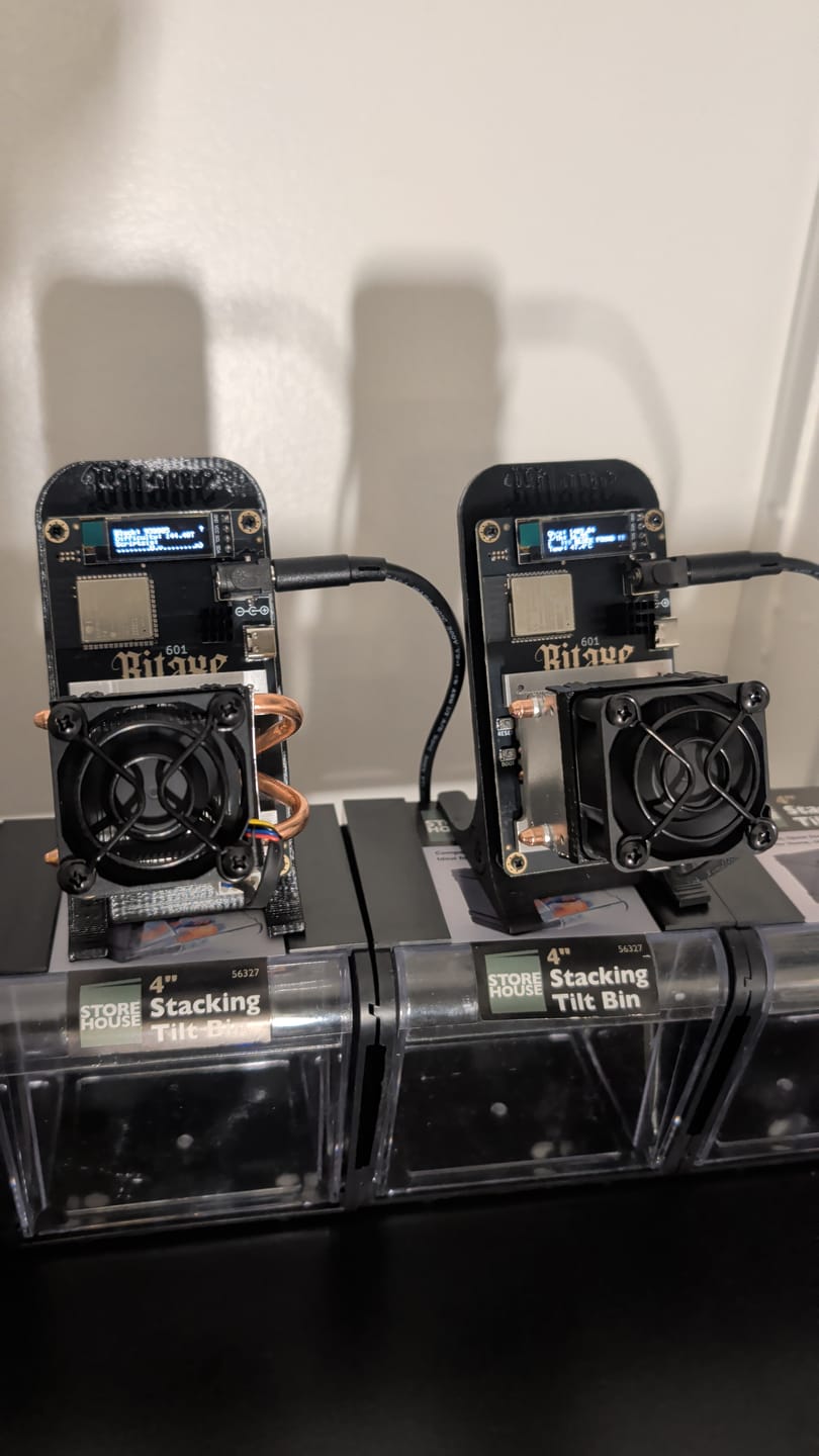 Customer photo review of Bitaxe Gamma 601 V2.0 (1.5TH/s)