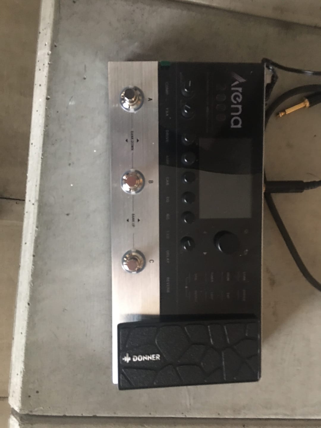 Customer photo review of Donner Arena 2000 Pédale Multi-Effets Guitare