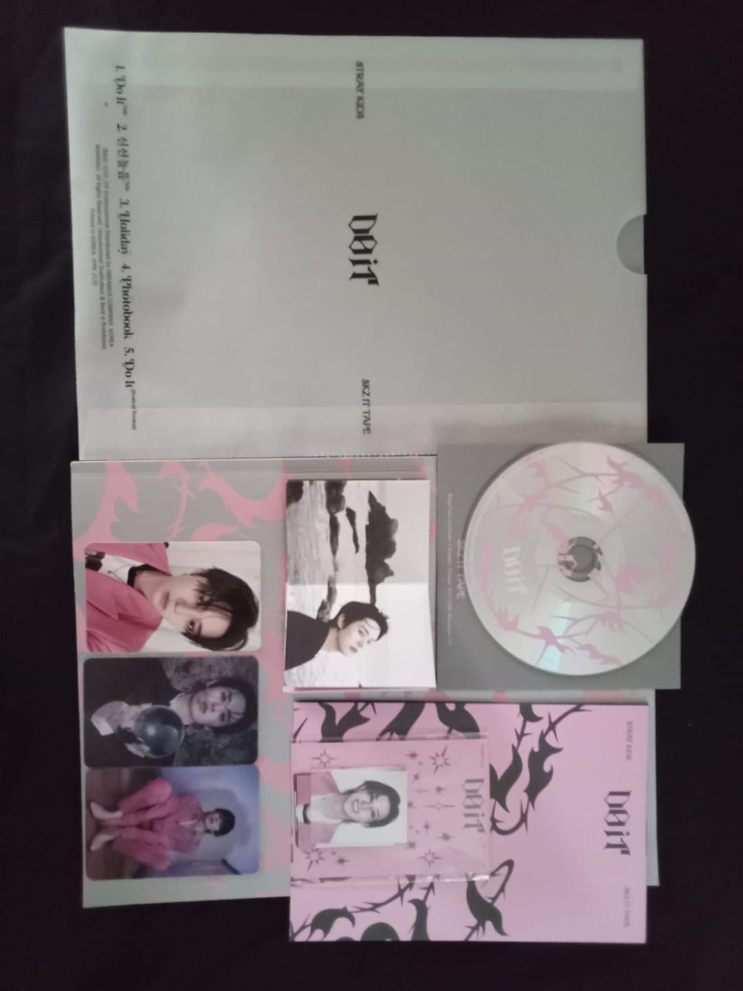 Customer photo review of STRAY KIDS - DO IT SKZ IT TAPE ALBUM STANDARD IT VER