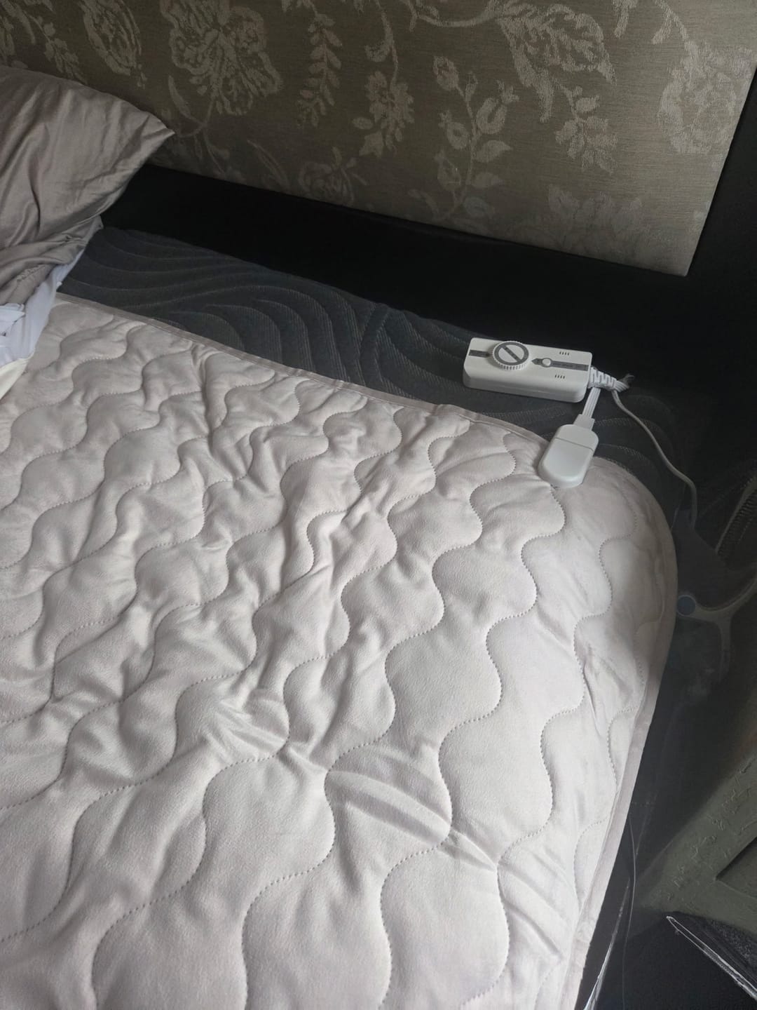 Customer photo review of Heated Mattress Pad, EMF-Free