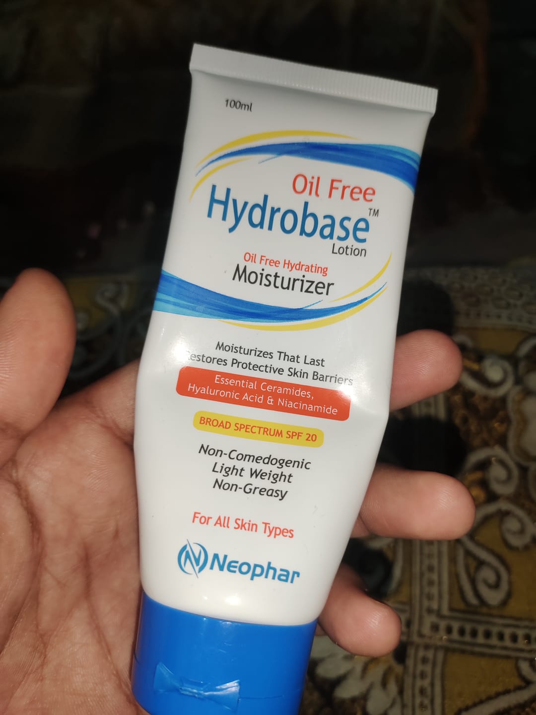 Customer photo review of Hydrobase Oil Free Lotion