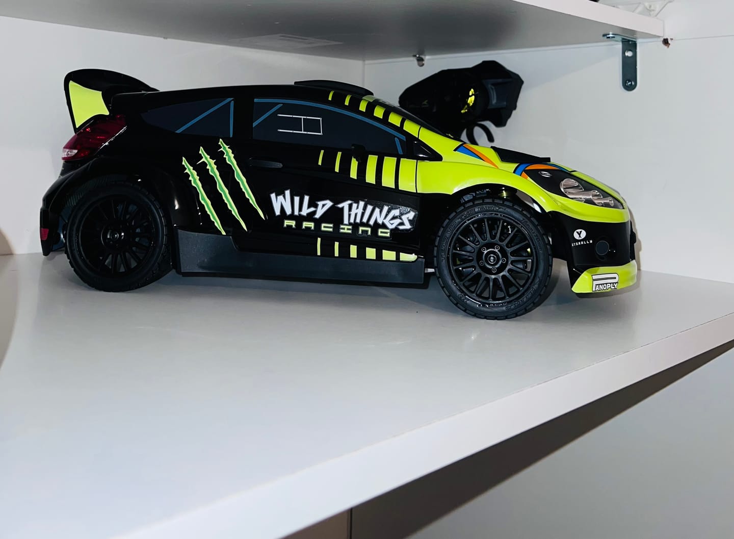Customer photo review of Rlaarlo 1/10 Scale RTR 4WD Carbon Fiber Brushless RC Rally Car | XTS-F10