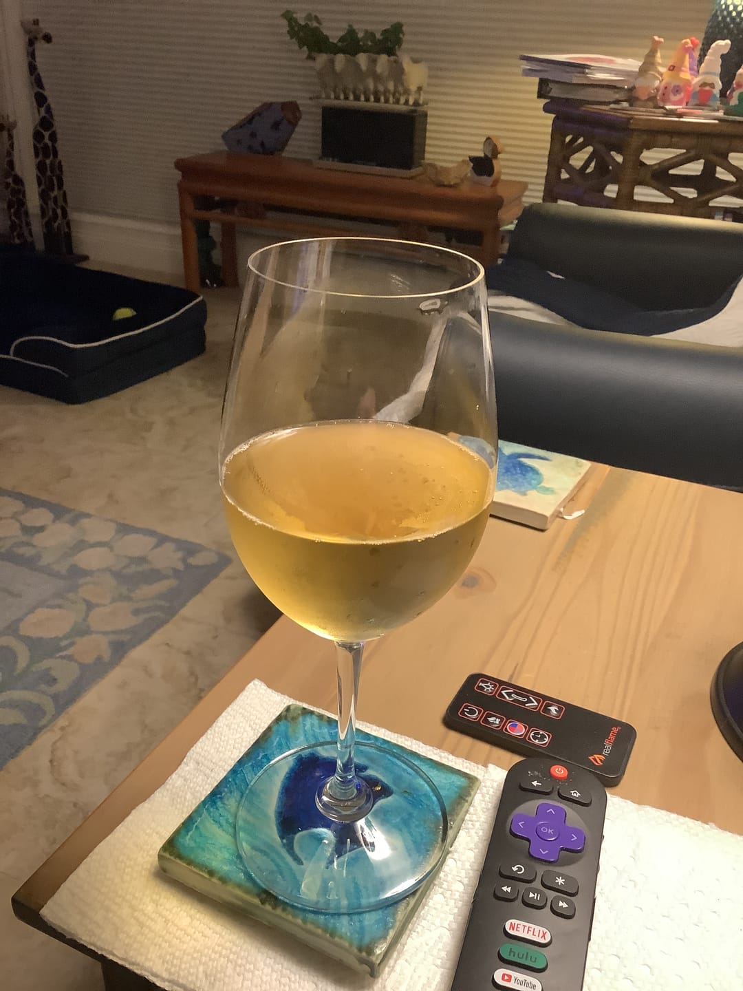 Customer photo review of YOURS Non-Alcoholic Wine California Chardonnay