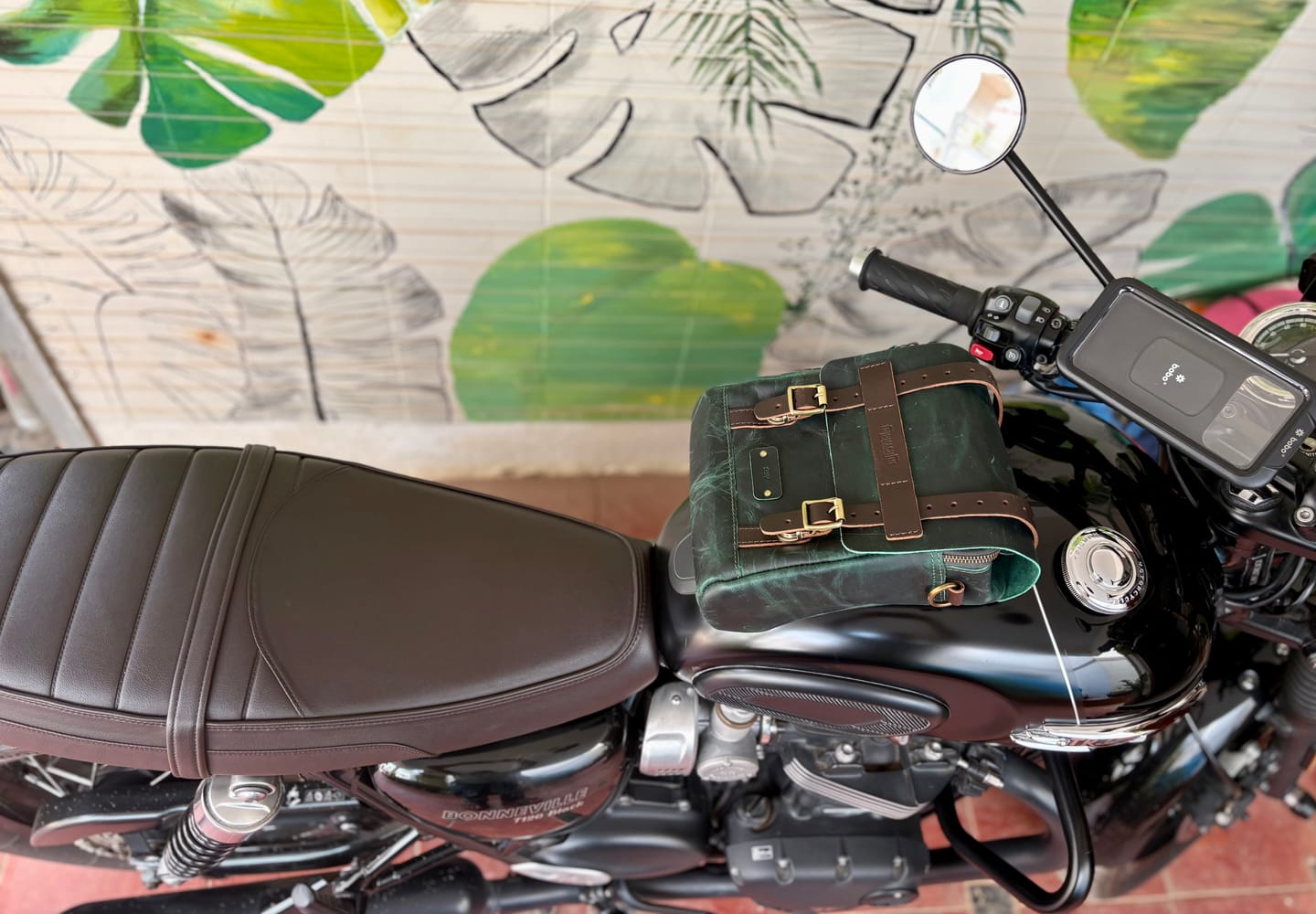 Customer photo review of Tank & Tail Bag