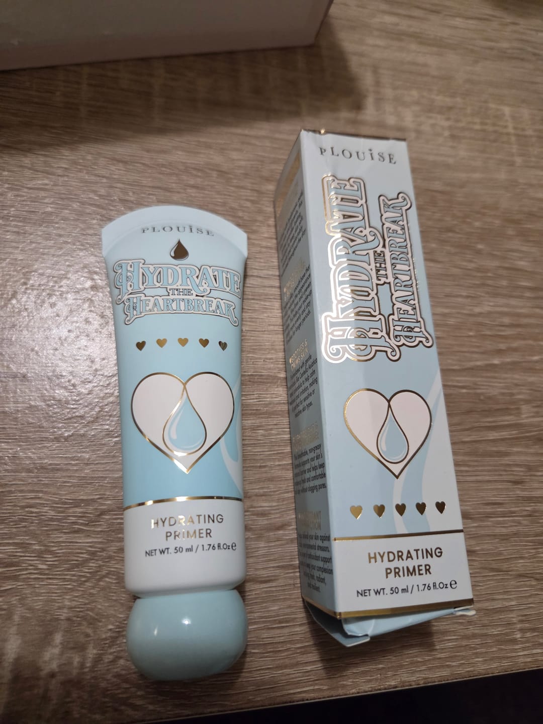 Kundefotoanmeldelse af P.Louise Hydrate The Heartbreak Hydrating Primer