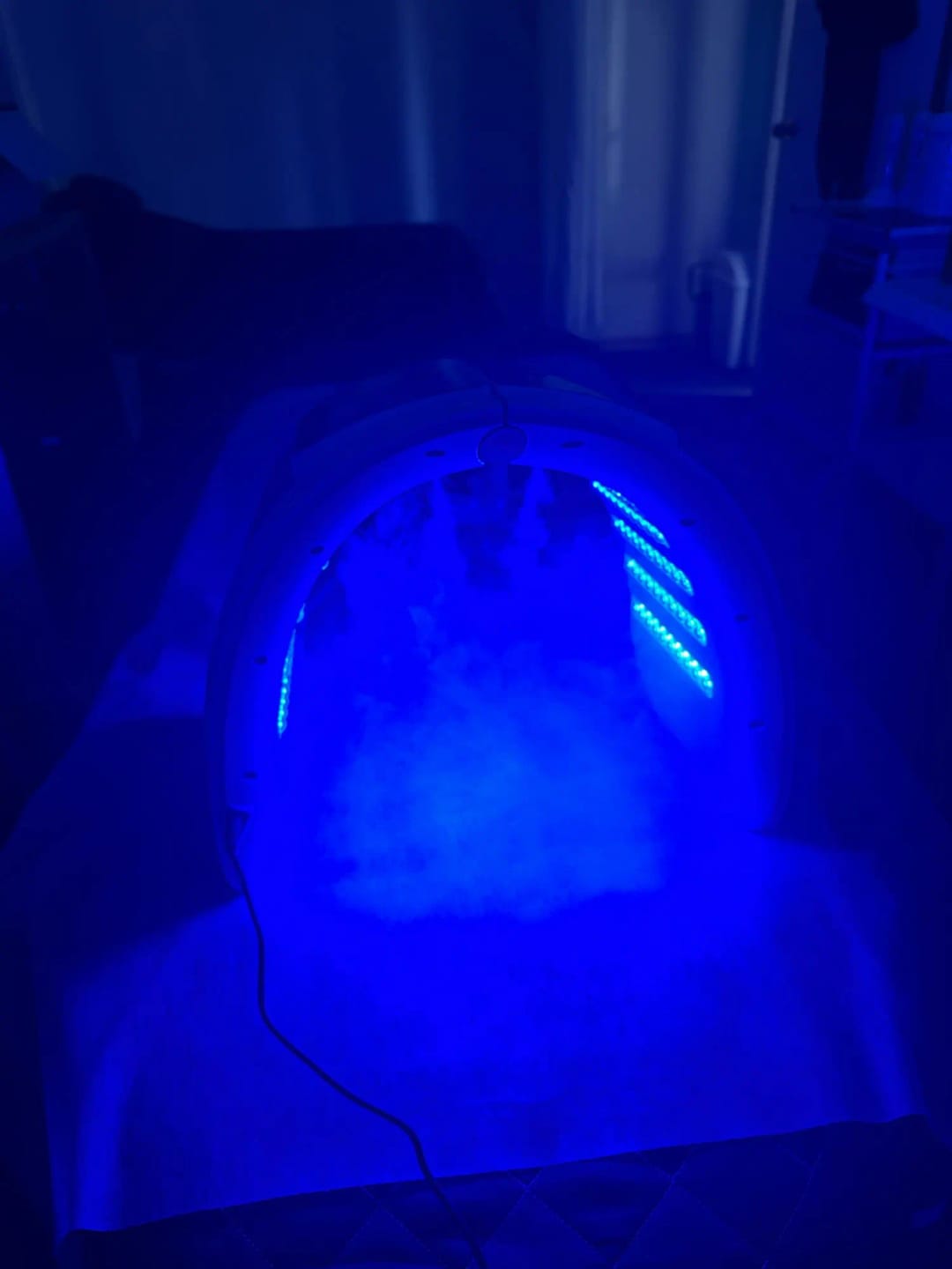 Customer photo review of 7 Colours LED Light Therapy Facial Skin Rejuvenation