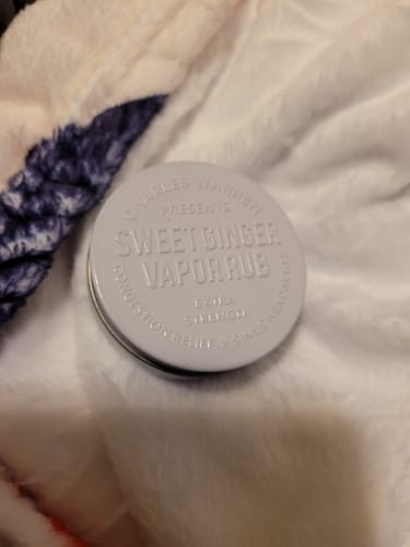 Customer photo review of Extra Strength Sweet Ginger Vapor Rub [Compact]