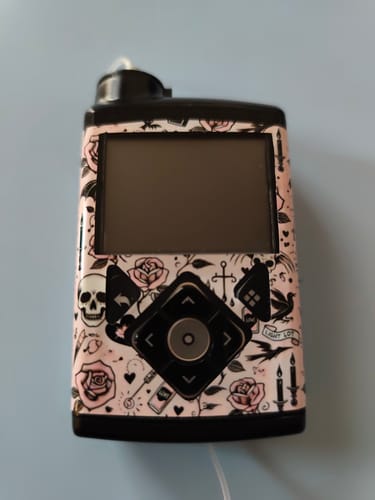 Customer photo review of Medtronic MiniMed Stickers - Valentine Edition 2025