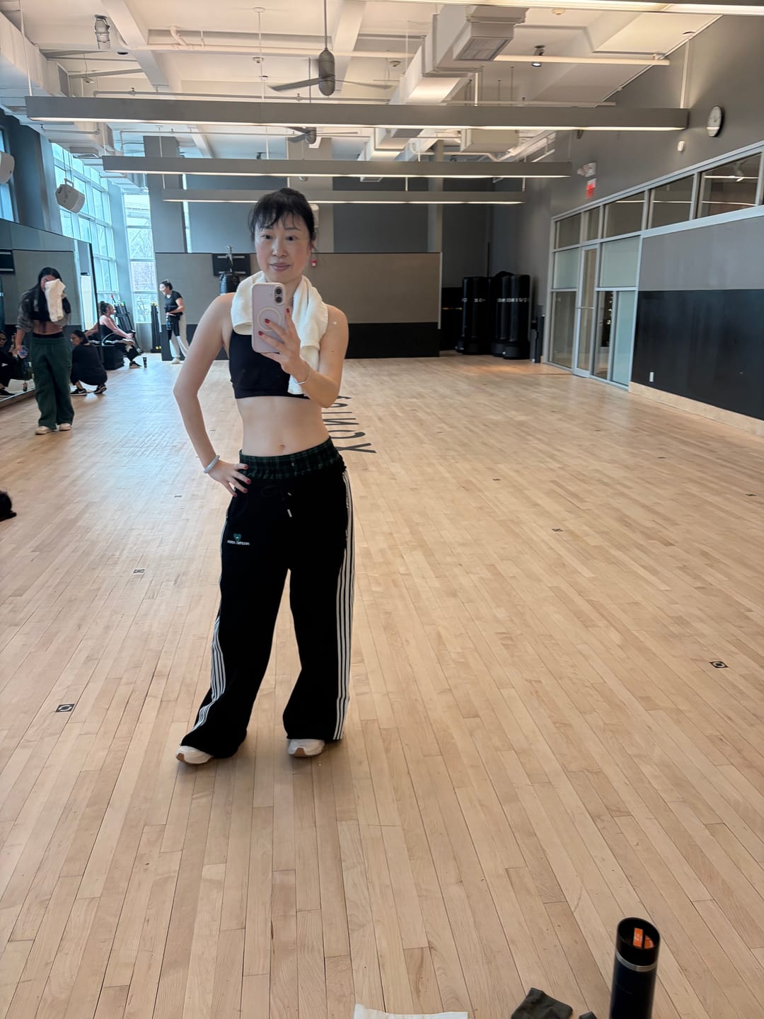 Customer photo review of Aelfric Eden Double Waist Baggy Sweatpants