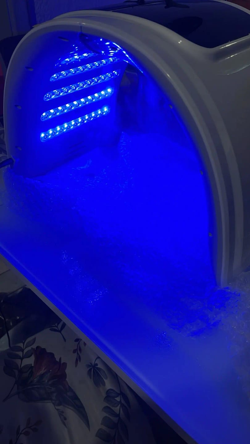 Customer photo review of 7 Colours LED Light Therapy Facial Skin Rejuvenation