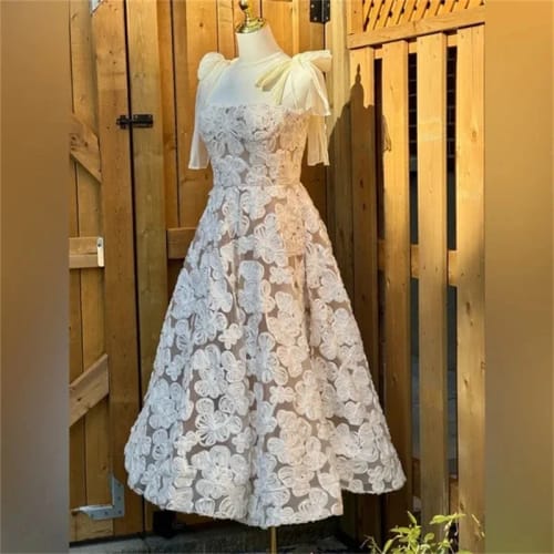 Customer photo review of Saniyah Midi Dress