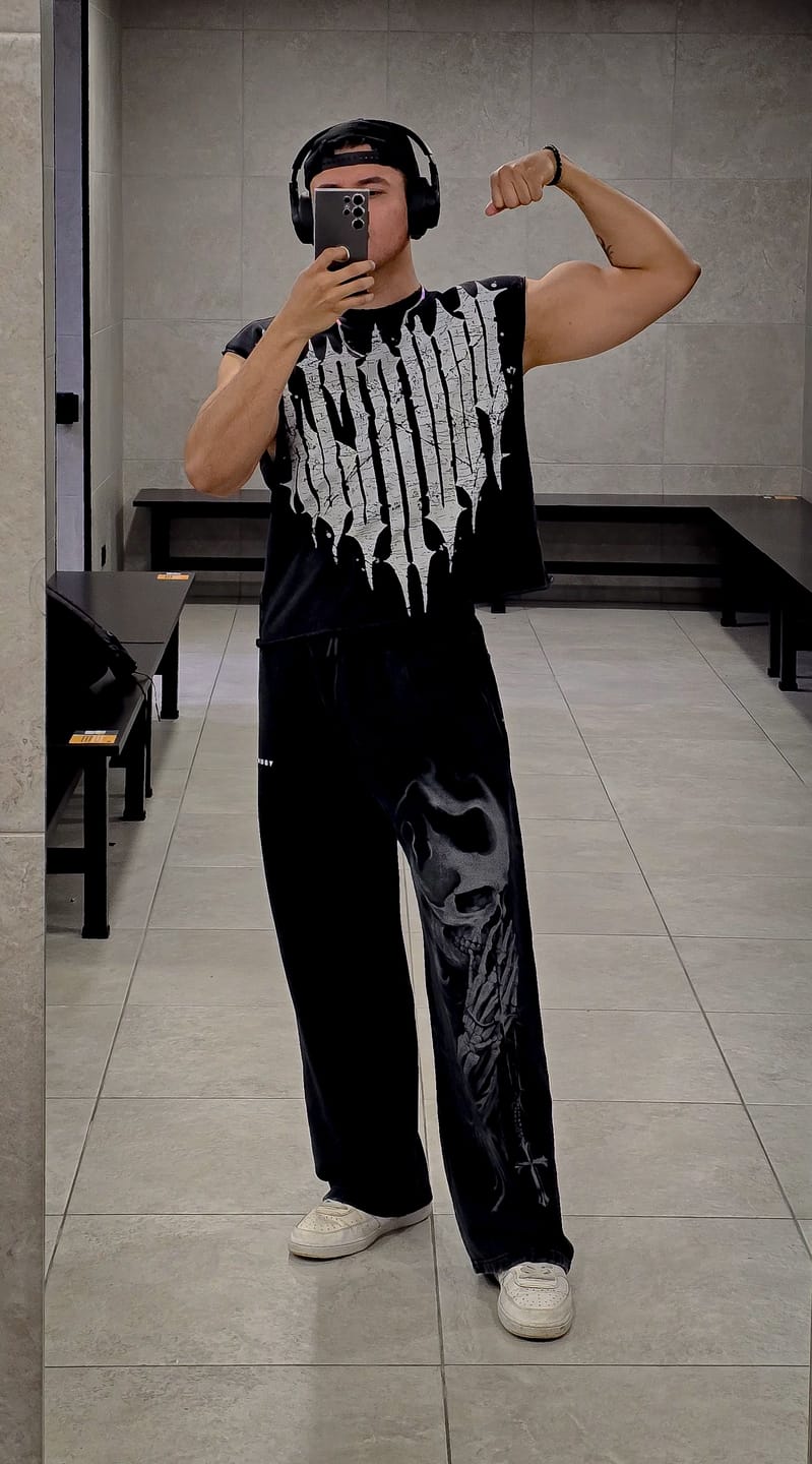 Customer photo review of 3021 - Revenge Crop Cut-Offs