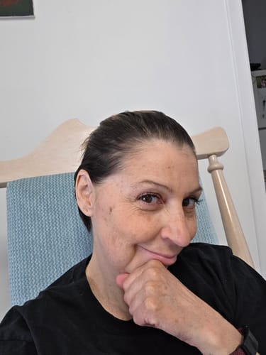 Customer photo review of Hair Sleek - Styling gel and taming wand