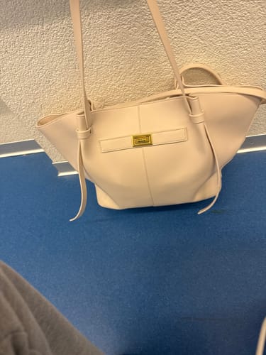 Ayla F. review photo