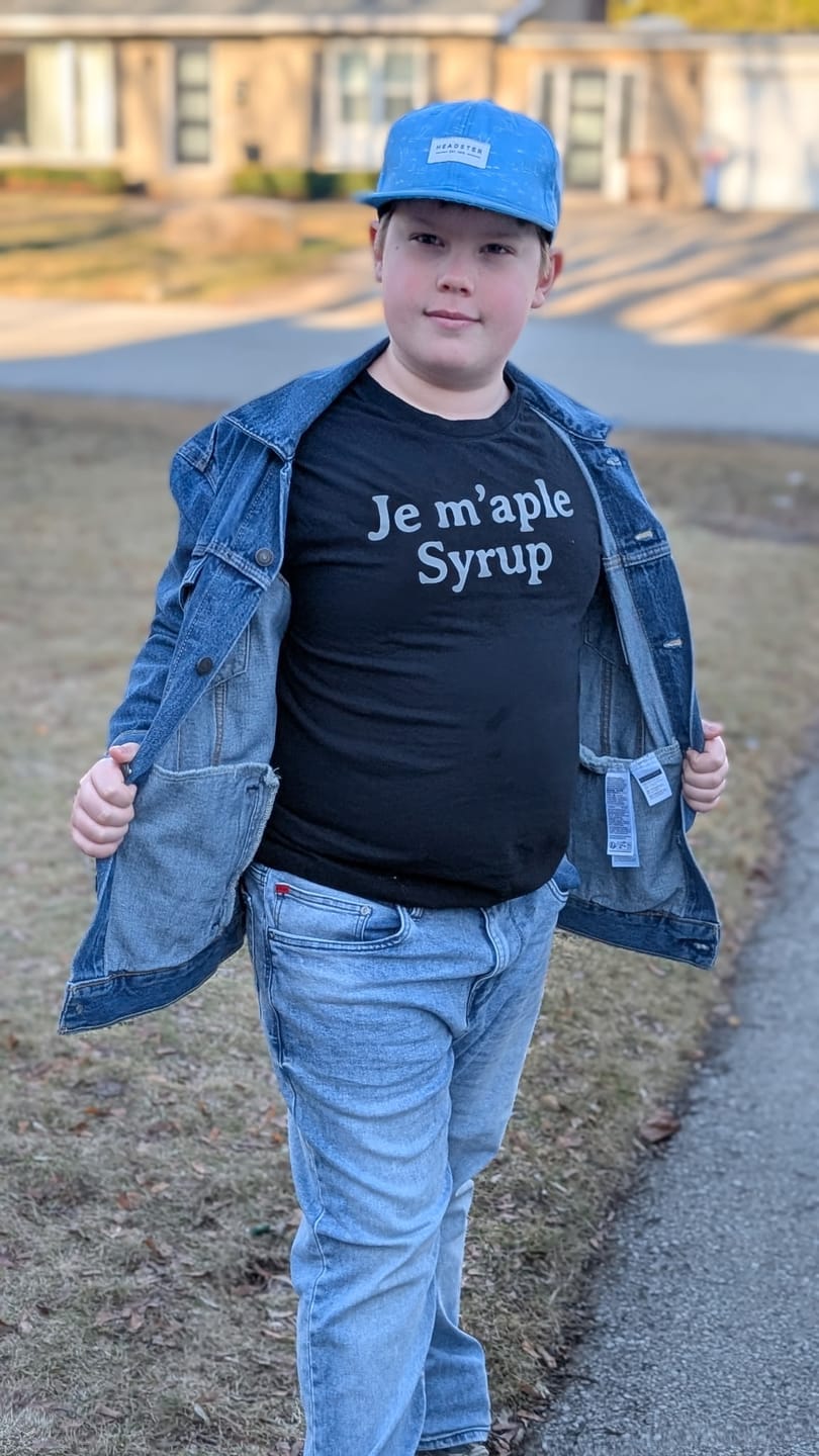 Customer photo review of Je M'aple Syrup T-shirt