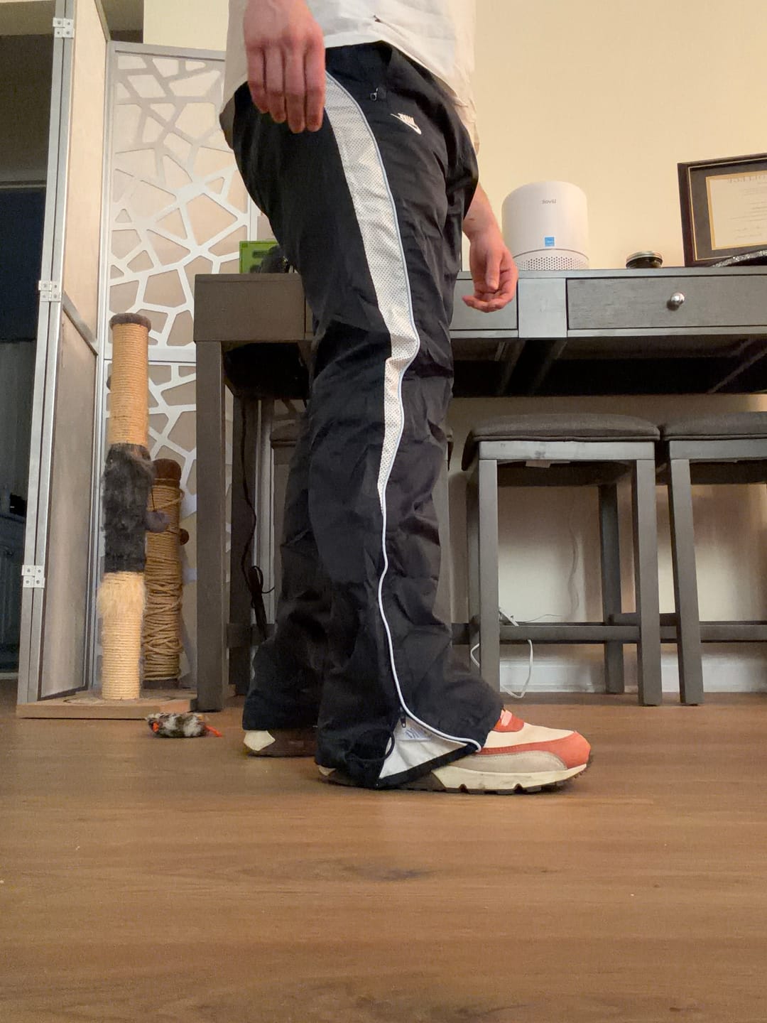 Customer photo review of Nike Vintage Track Pants RARE 2000s (L)