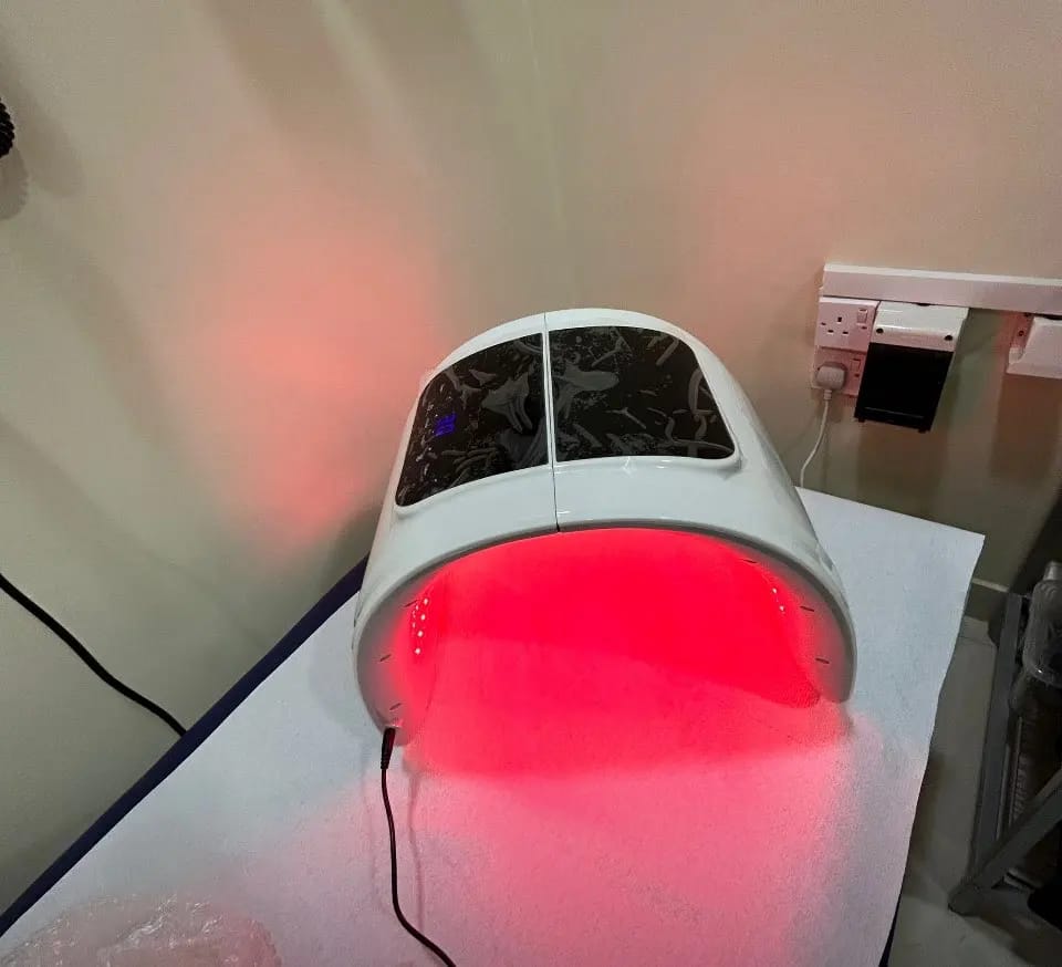 Customer photo review of 7 Colours LED Light Therapy Facial Skin Rejuvenation