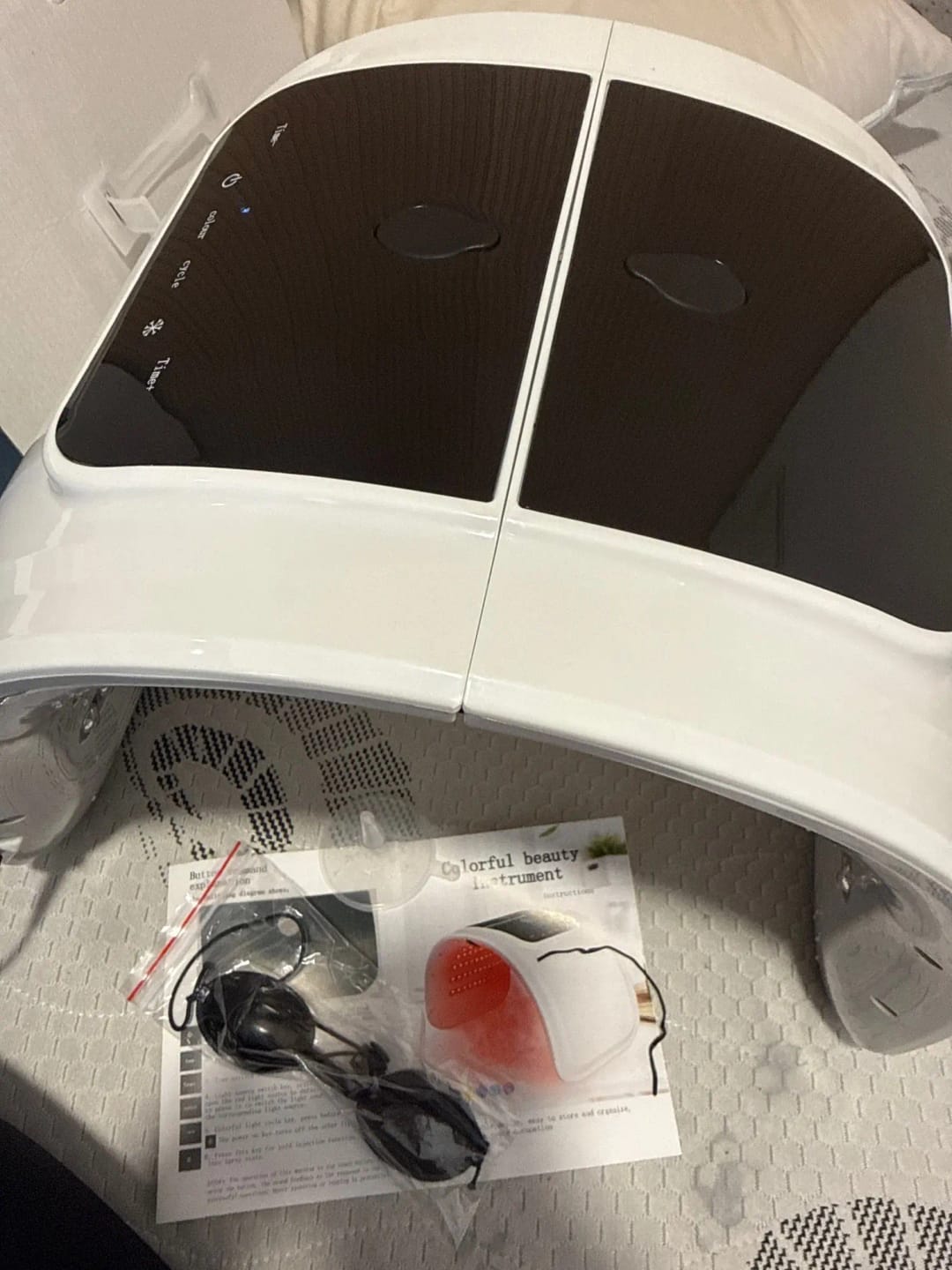 Customer photo review of 7 Colours LED Light Therapy Facial Skin Rejuvenation