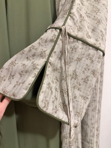 Customer photo review of Printed 3 Piece Abaya Set - Zaitoona XS