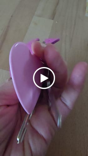 Customer video review of Süßer Anhänger KISS ME