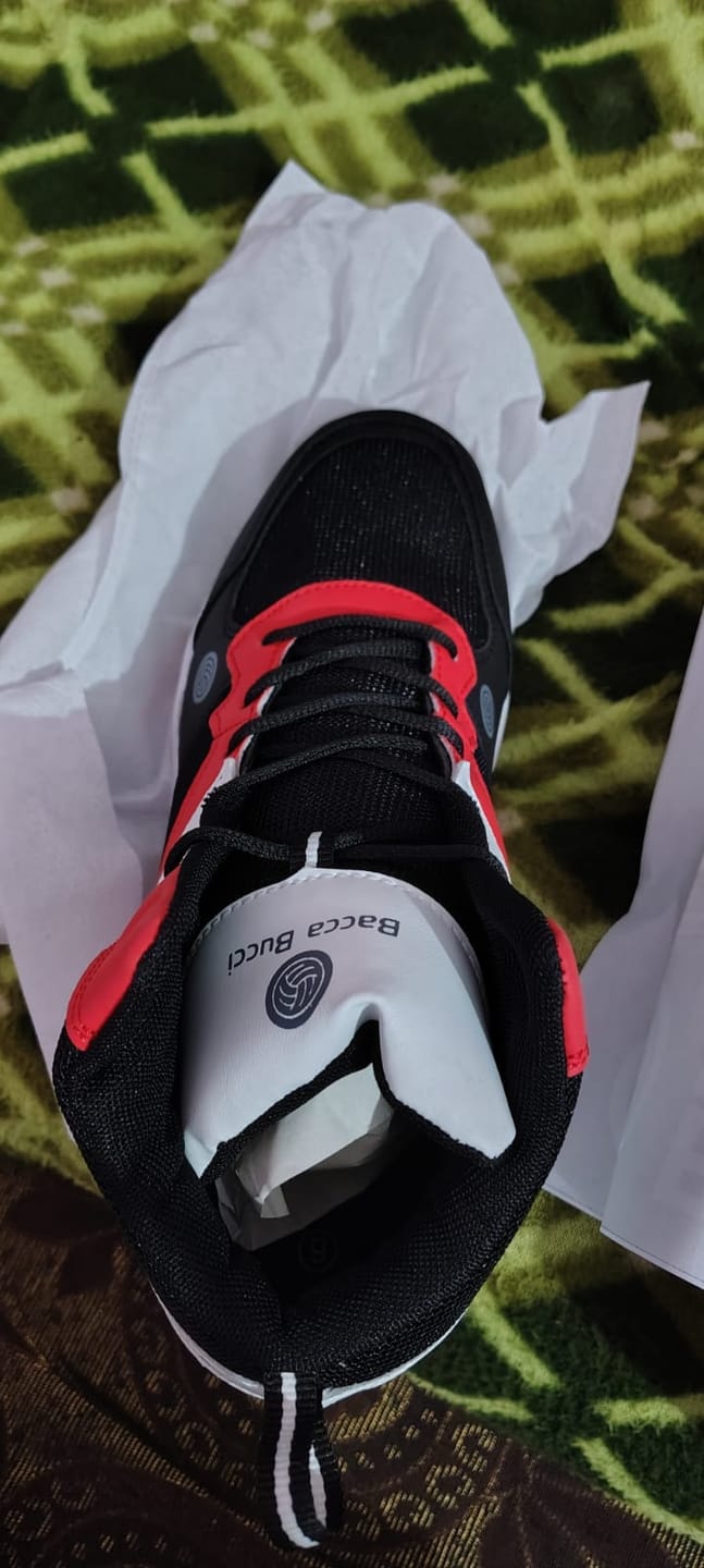 Customer photo review of Bacca Bucci Wager