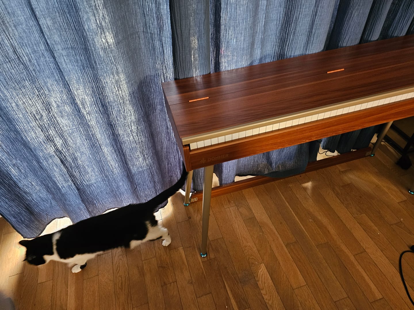 Customer photo review of Donner DDP-80 PLUS Piano Numérique Avec Couvercle Semi-Ouvert