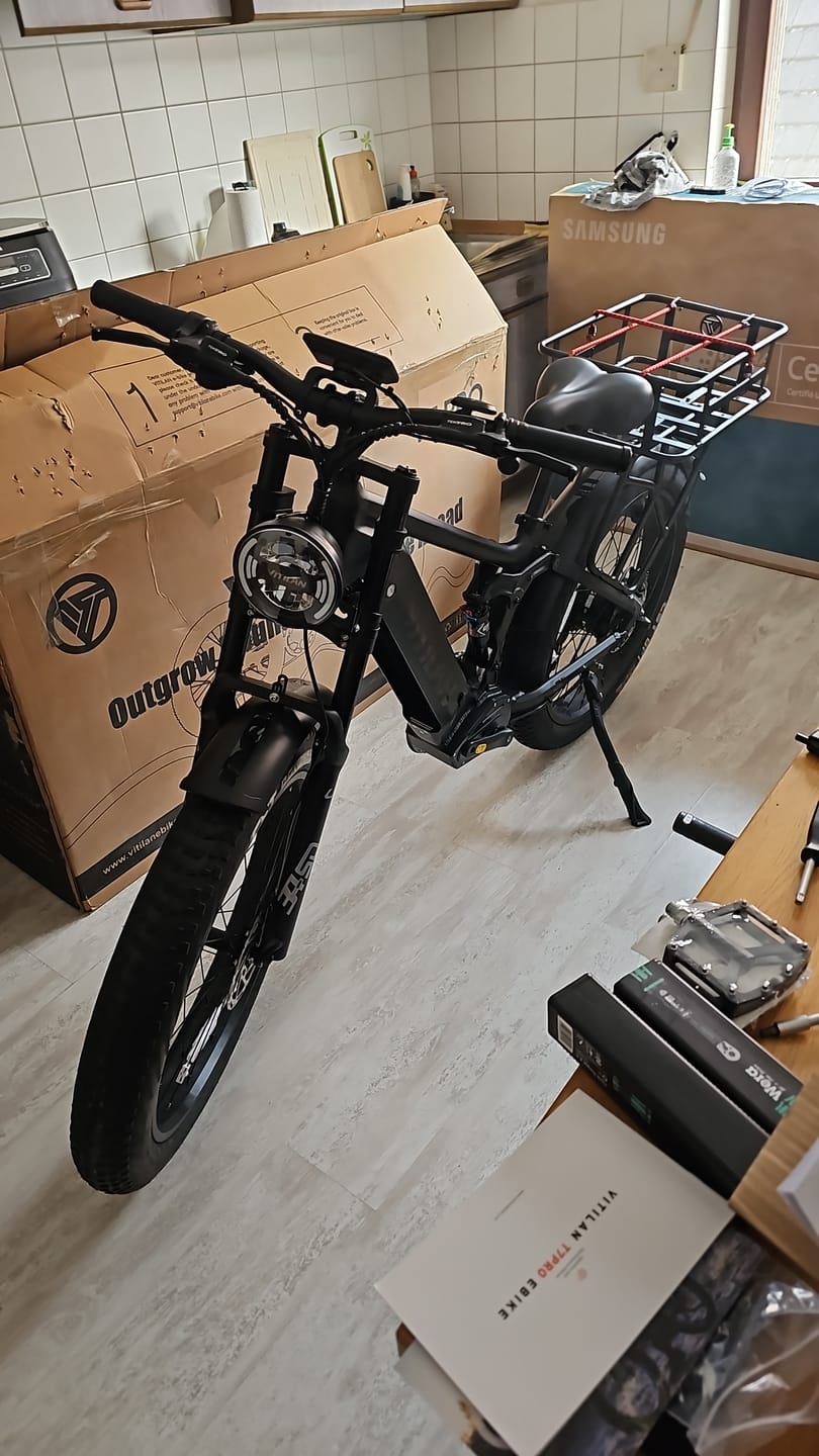 Customer photo review of Rear Rack + Rear Tail Light (for T7)