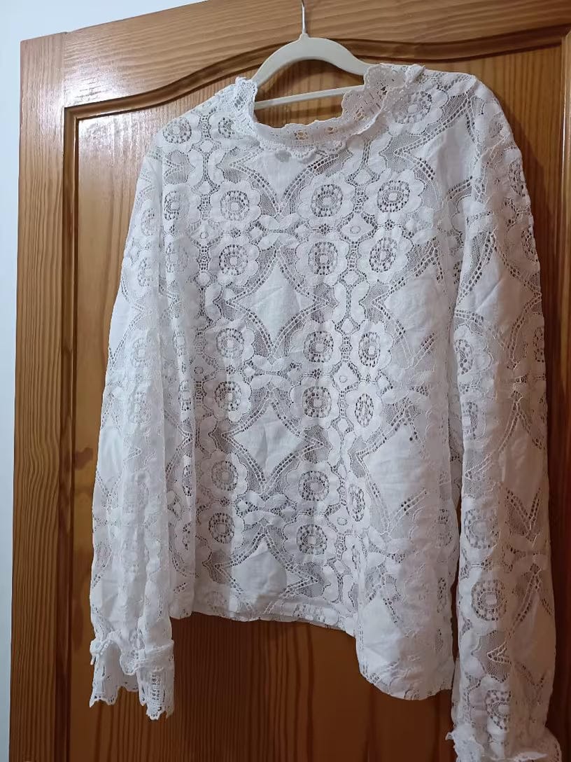 Customer photo review of Andy Long Sleeve Sheer Lace Top