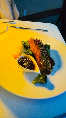 Customer photo review of Menú Golden