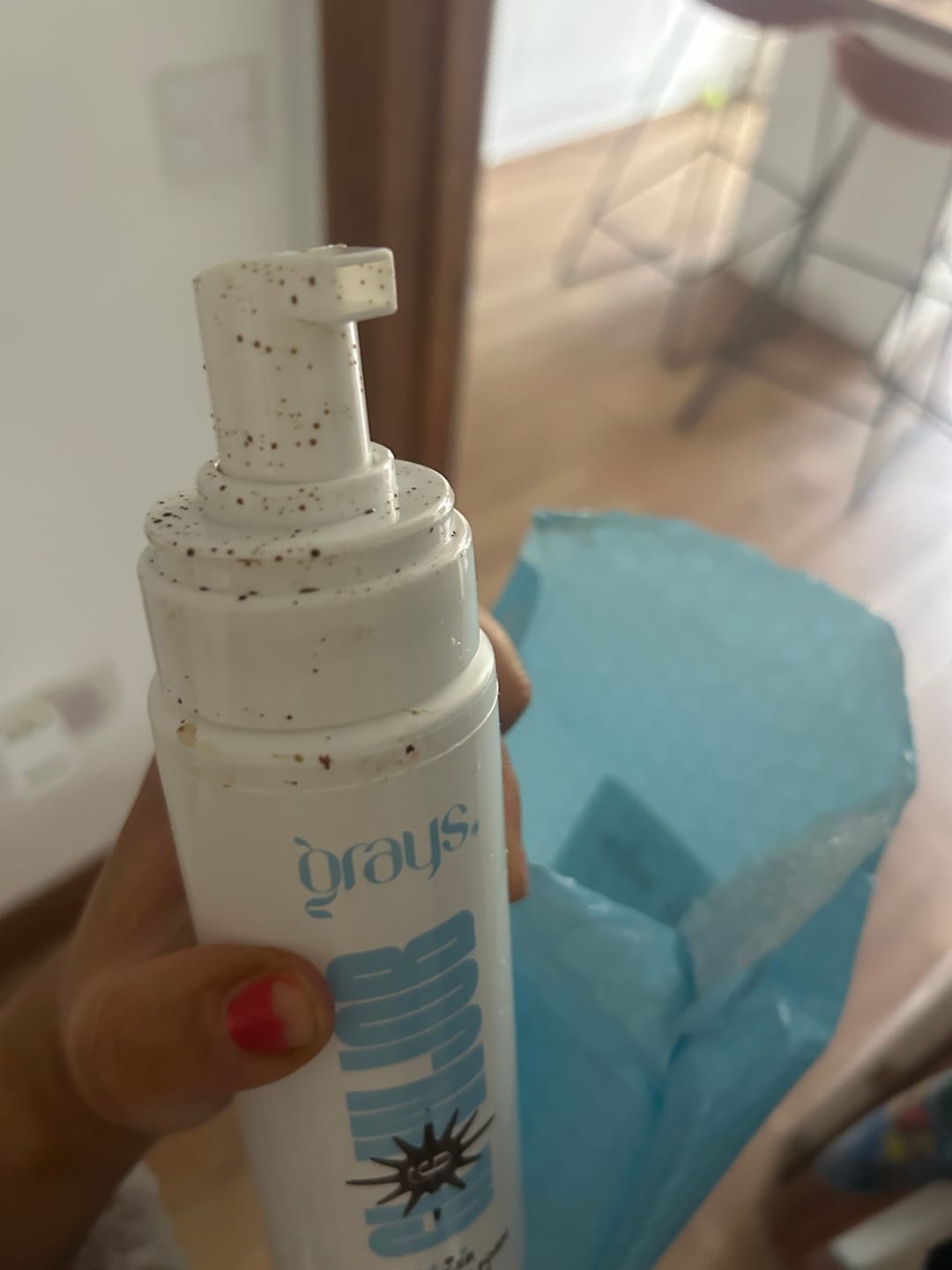Customer photo review of You Make Me Foam Tanning Mousses