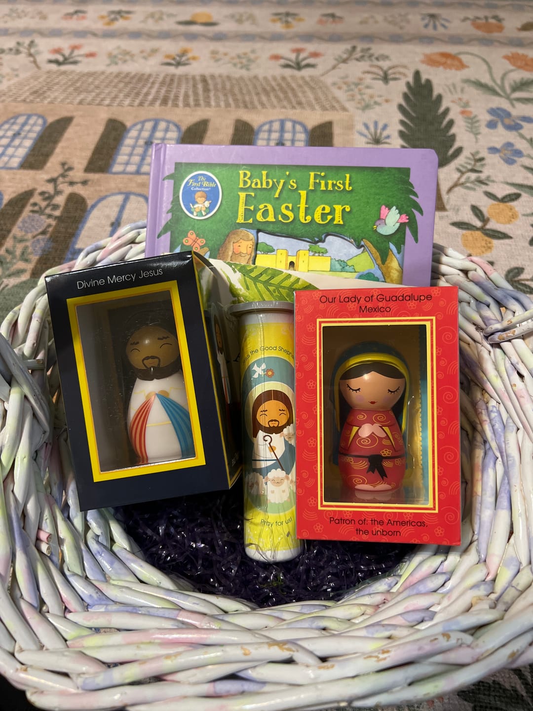 Customer photo review of Jesus Christ, the Good Shepherd (The Our Father) Wooden Prayer Candle