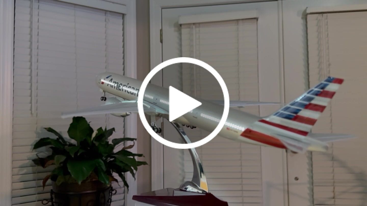 Customer video review of B777 American Airlines - Scale 1/157 - 47CM - 18,5 in - Airplane Model