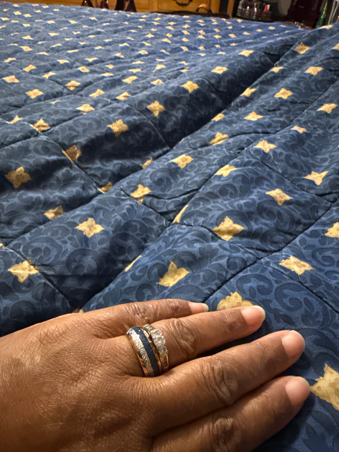 Customer photo review of 8mm- ROSE GOLD TUNGSTEN ARROW RING W/ BLUE LAPIS LAZULI, FAUX METEORITE,