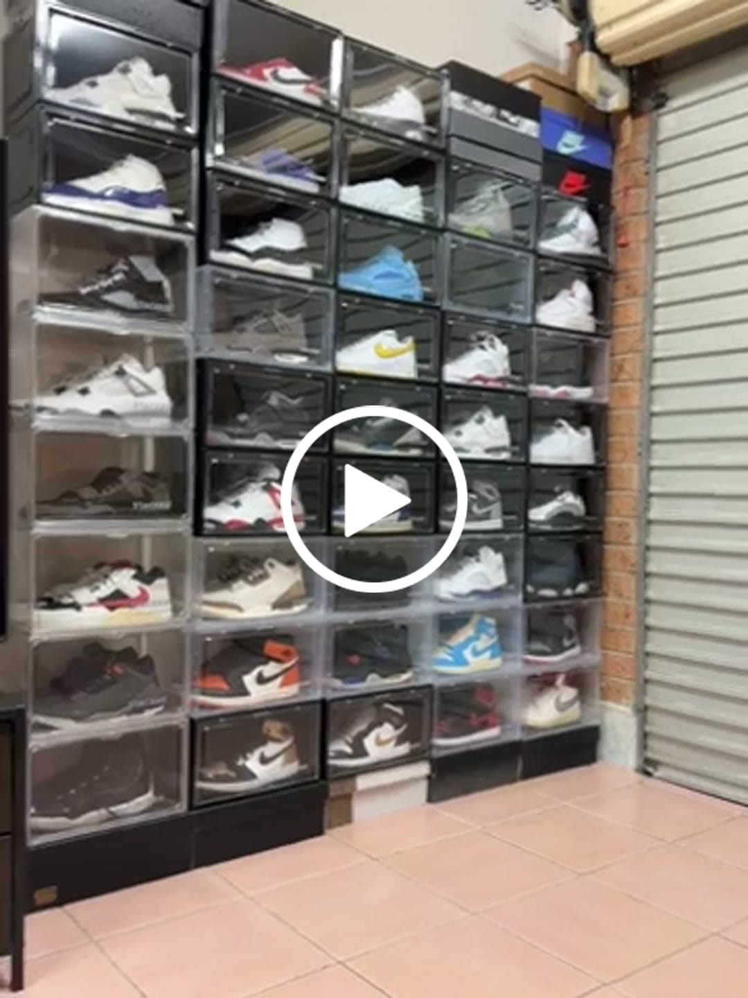 Customer video review of Magnetic Sneaker Display Case - Buy Bulk (6pcs)