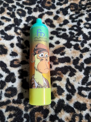 Customer photo review of Fumot - Tornado 15K - Puff Jetable / Vape Disposable 2% Nicotine