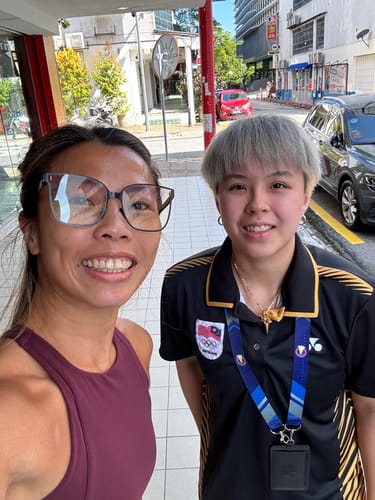 Customer photo review of Kai Square Framed Sunglasses