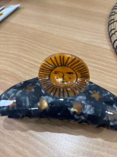 Customer photo review of Acetate Quirky Cartoon Hair Claw Clip - Medium