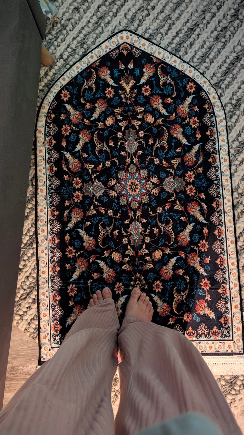 Customer photo review of Firdaws  Padded Prayer Mat