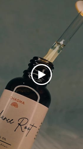 Customer video review of Radiance Root Navel Oil 30mL/1oz
