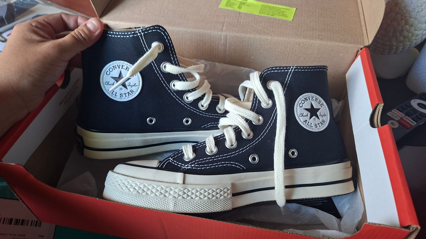 Customer photo review of Zapatillas Converse Chuck 70 Hi Negro Blanco