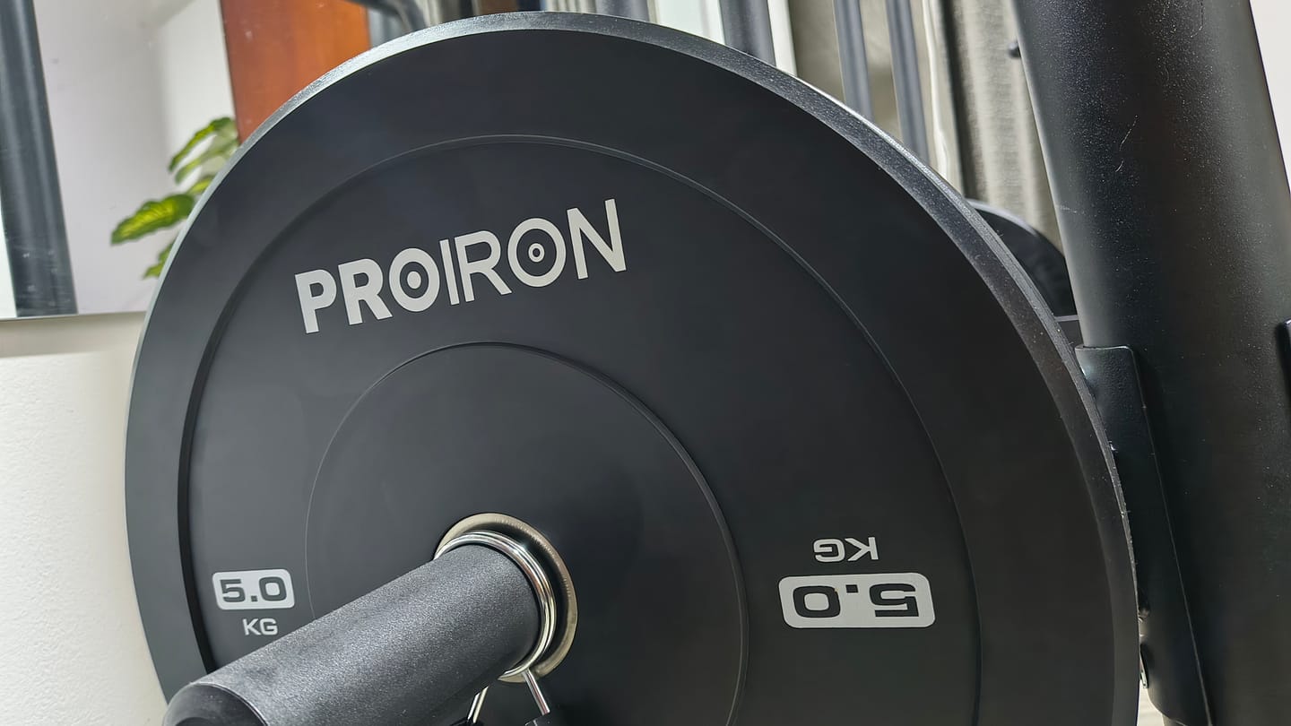 Customer photo review of Set Barra Olímpica PRO + 100KG de Discos Bumpers Negros