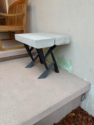 Customer photo review of Bench Legs 107 Draco 16.5" H Modern Metal DIY Furniture