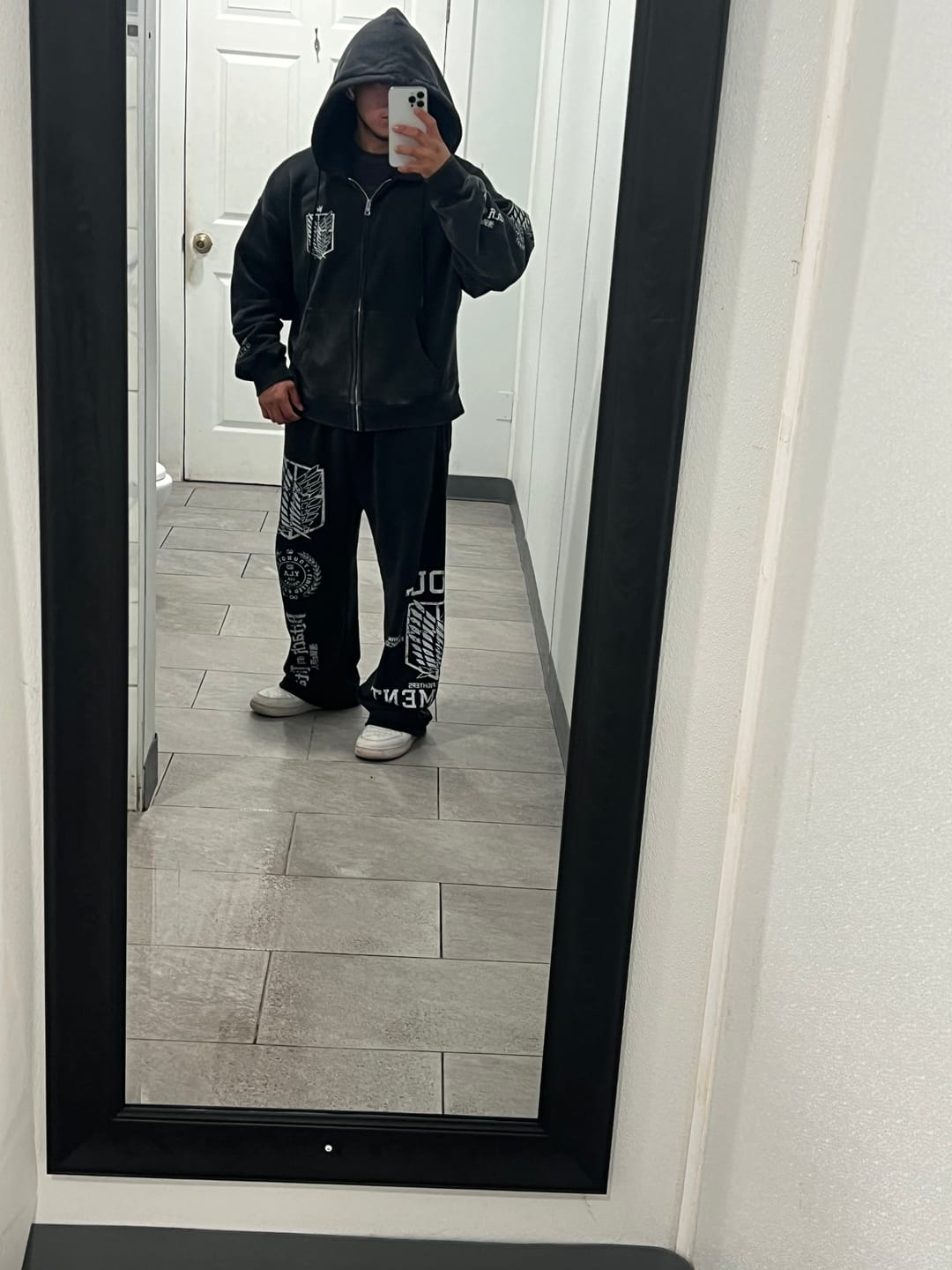 Customer photo review of 5138 - AOT©  x YLA Zip-Up Hoodies